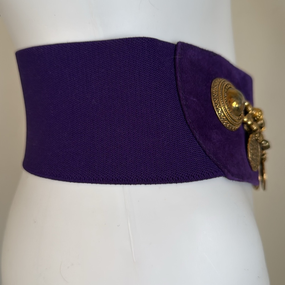 Decorative embellished purple suede belt - Picture 4 of 8